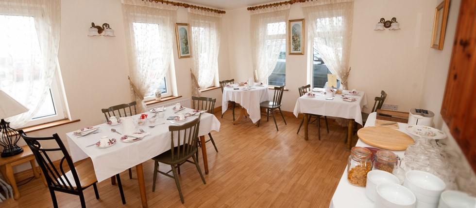 Come and enjoy a home cooked hearty breakfast in our bright and inviting breakfast room